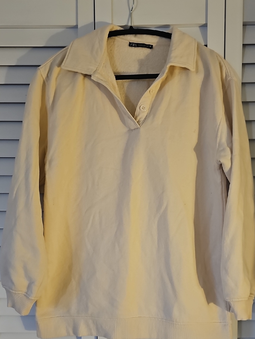 Zara Cream Collared Long-Sleeve Sweatshirt
